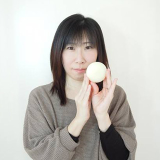 写真：PGフェイシャルソープのご愛用の手塚素子さん